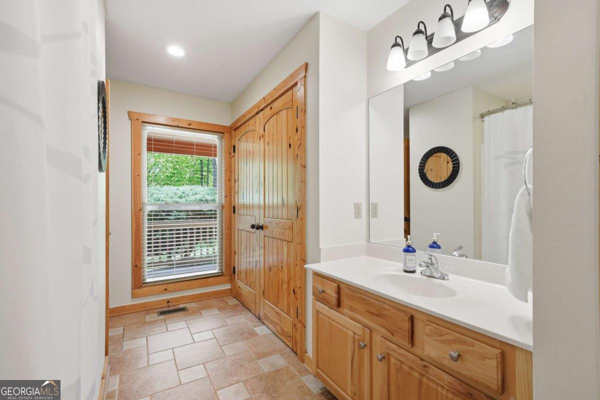 789 Gateway Drive Ellijay GA 30540
