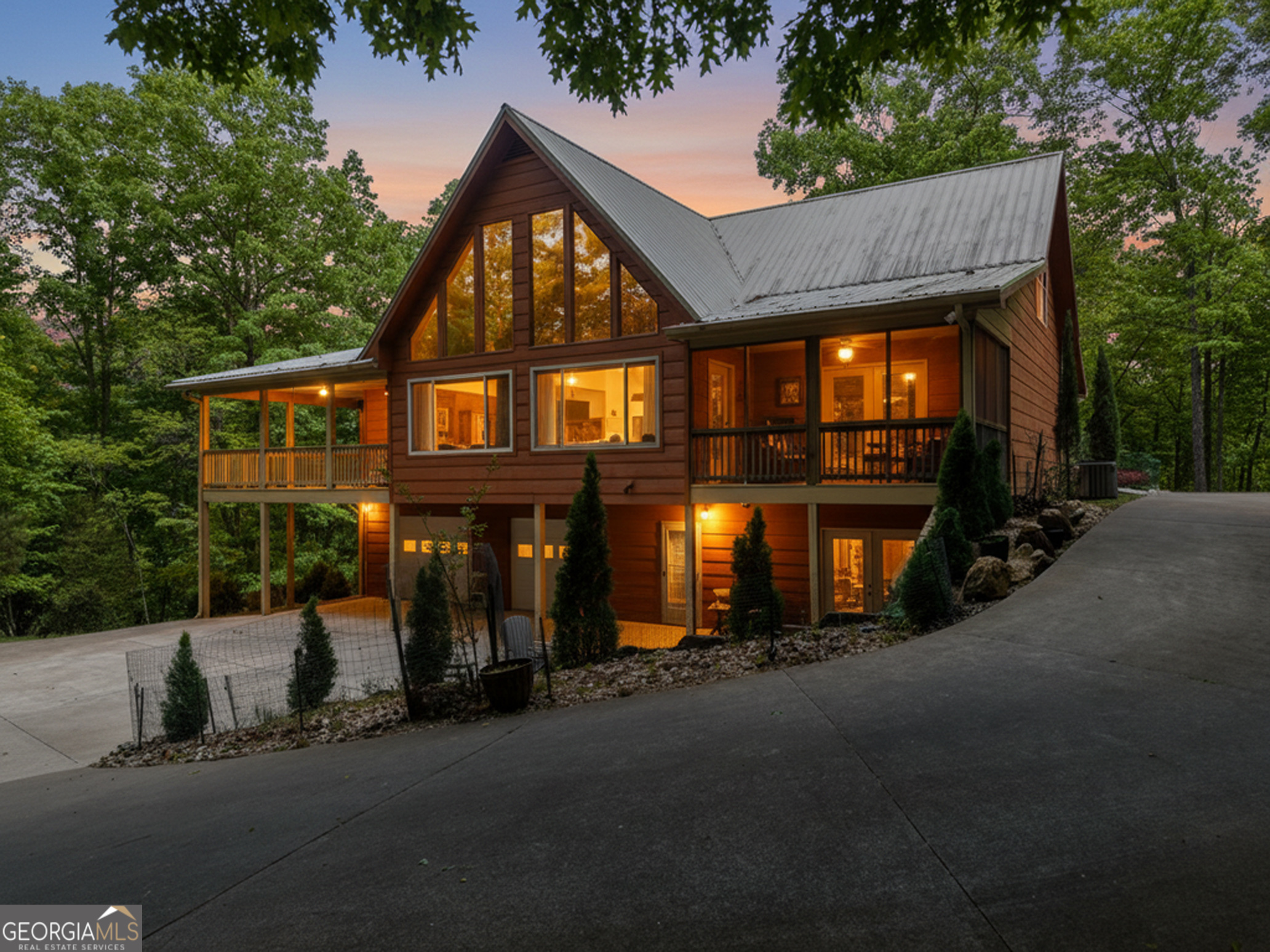 789 Gateway Drive Ellijay GA 30540