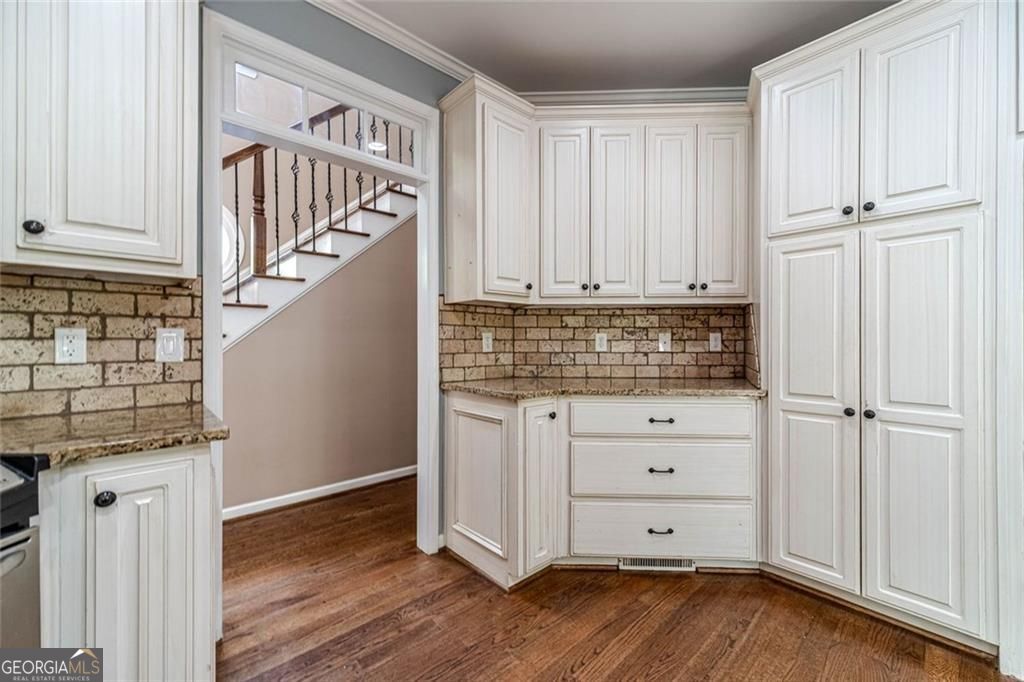 395 Amberbrook Circle Grayson GA 30017