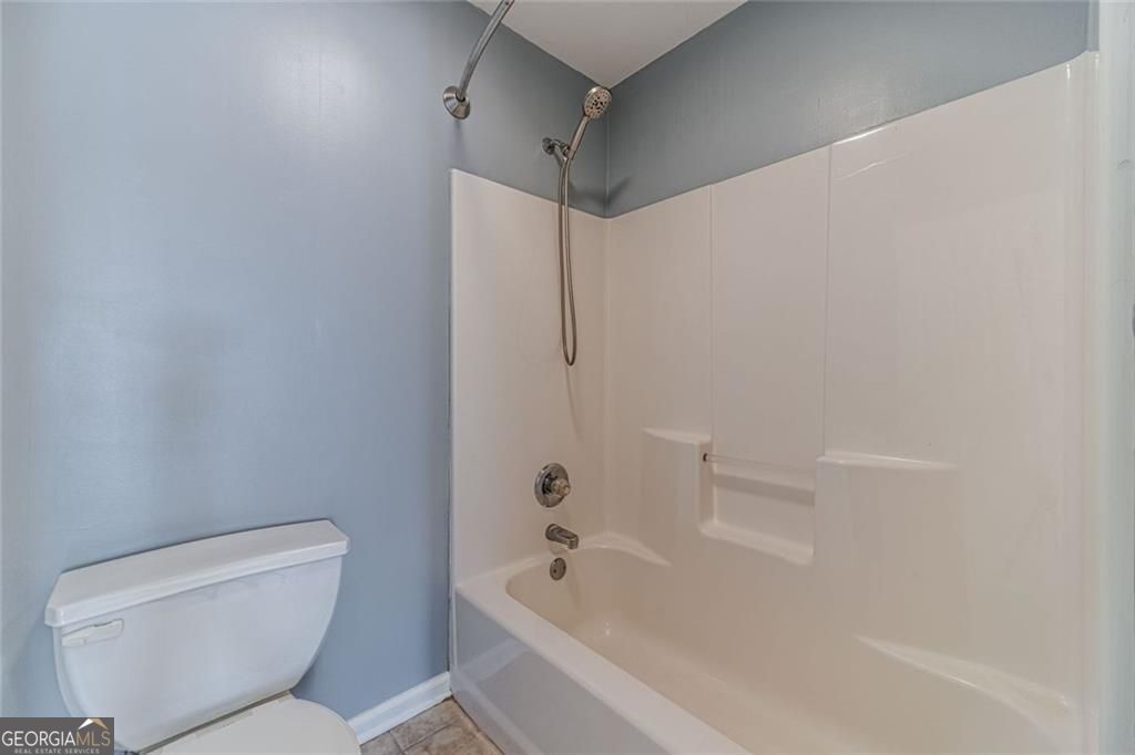 395 Amberbrook Circle Grayson GA 30017
