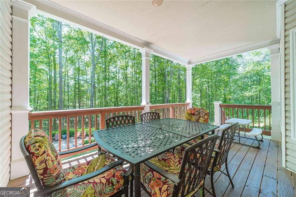 395 Amberbrook Circle Grayson GA 30017