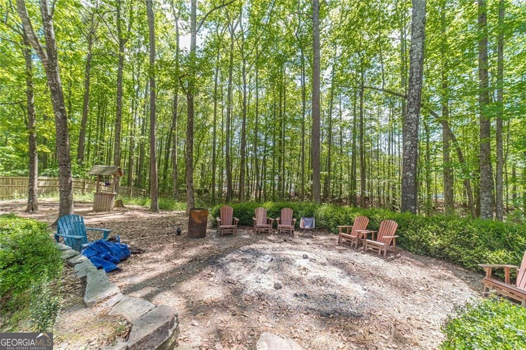 395 Amberbrook Circle Grayson GA 30017