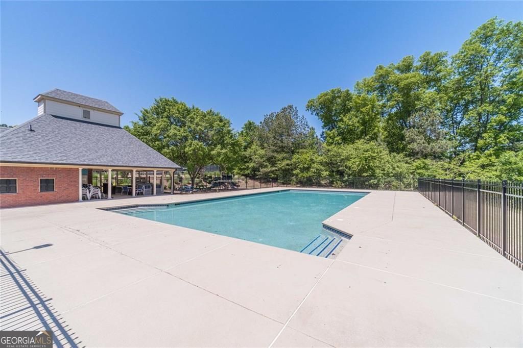 395 Amberbrook Circle Grayson GA 30017