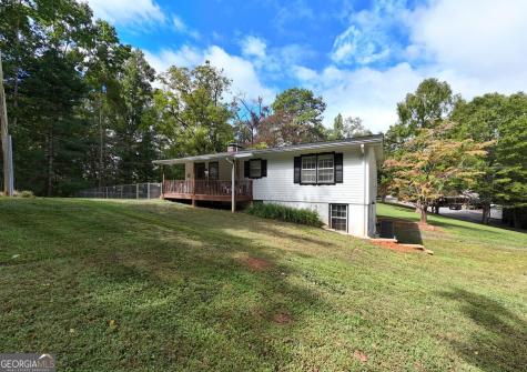 858 Old Forge Estates Hiawassee GA 30546