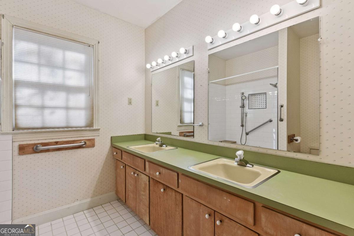 109 King Cotton Road Brunswick GA 31525