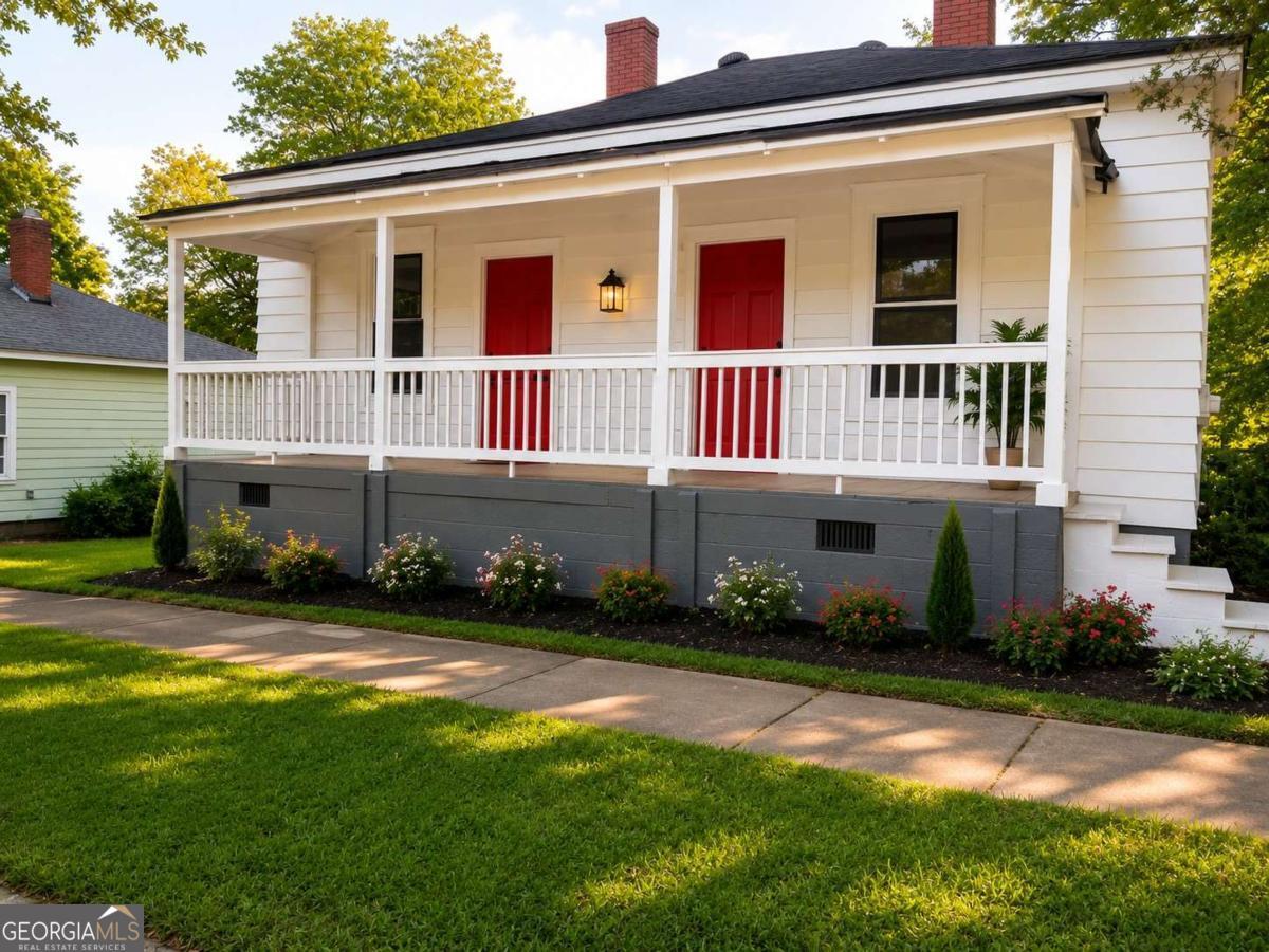 8 Spruce Street Porterdale GA 30014