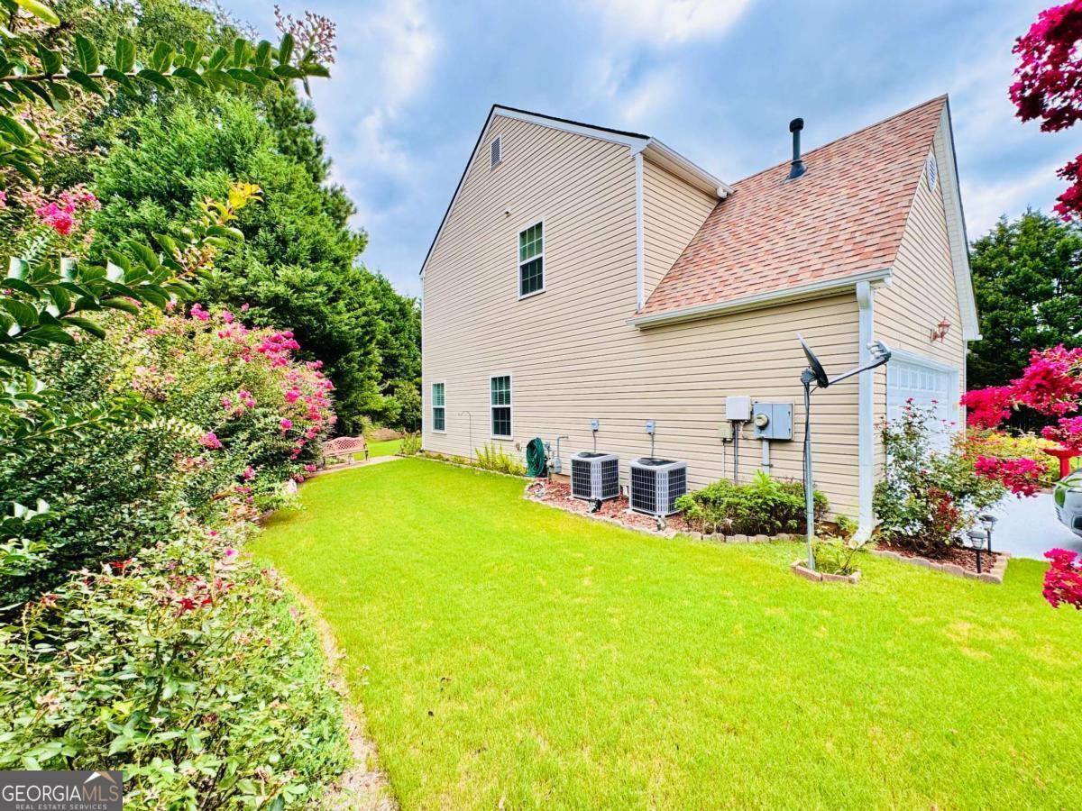 1216 St James Place Loganville GA 30052