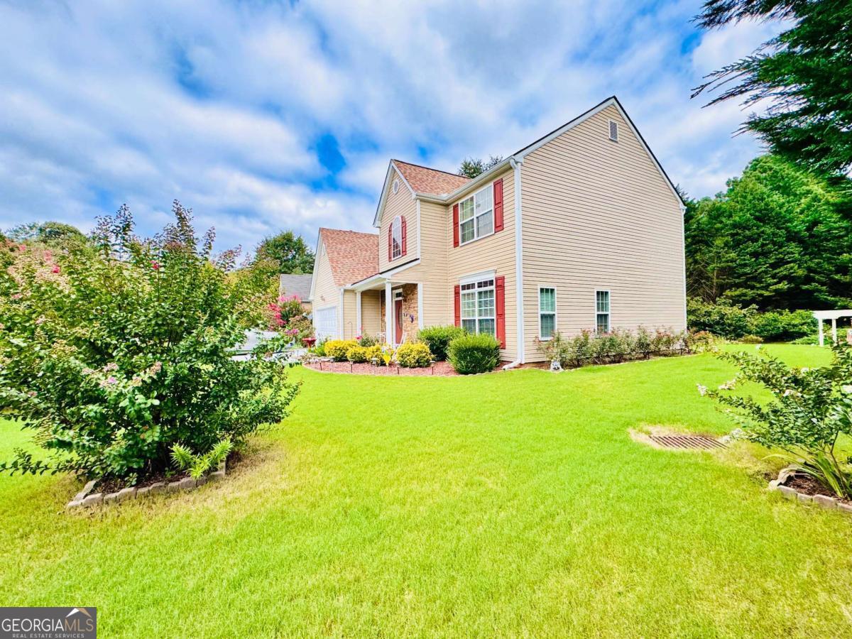 1216 St James Place Loganville GA 30052