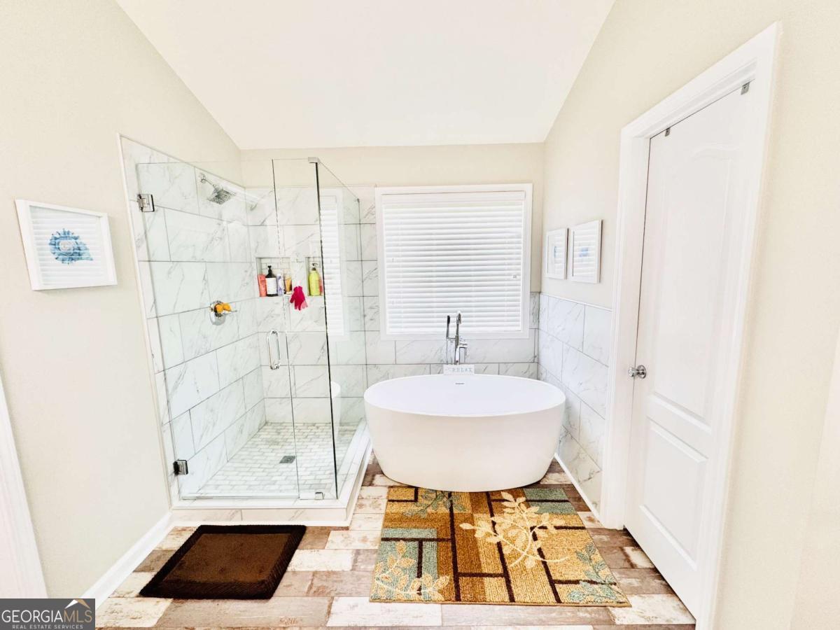 1216 St James Place Loganville GA 30052
