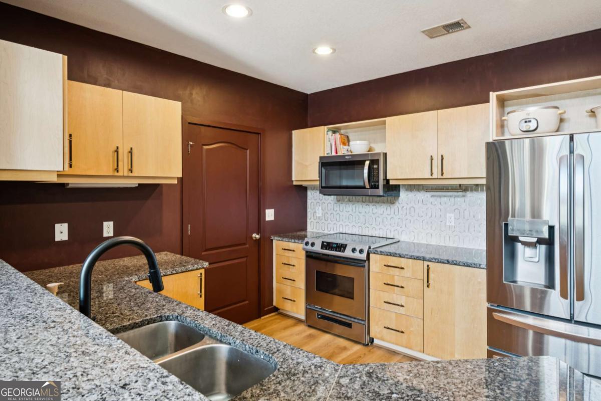 390 17th Street NW Atlanta GA 30363