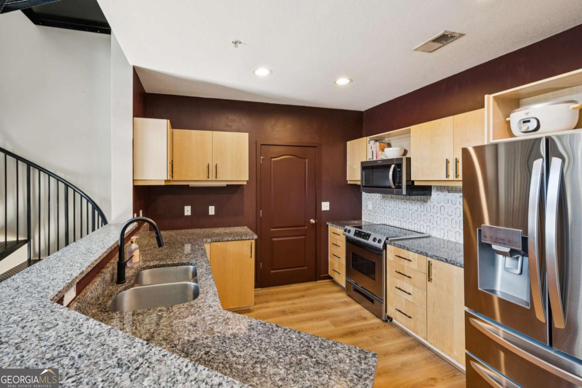 390 17th Street NW Atlanta GA 30363