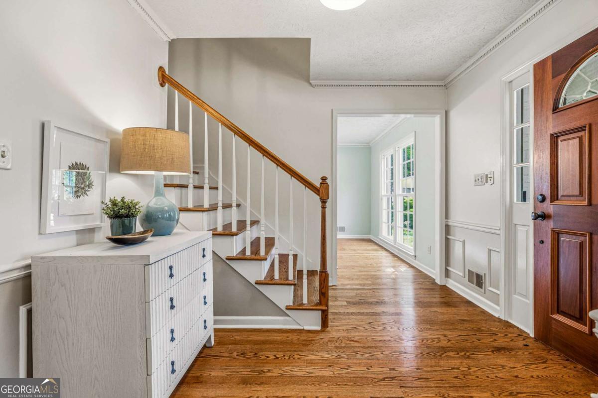 1111 Banbury Cross Avondale Estates GA 30002