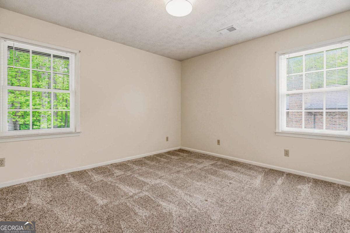 1111 Banbury Cross Avondale Estates GA 30002