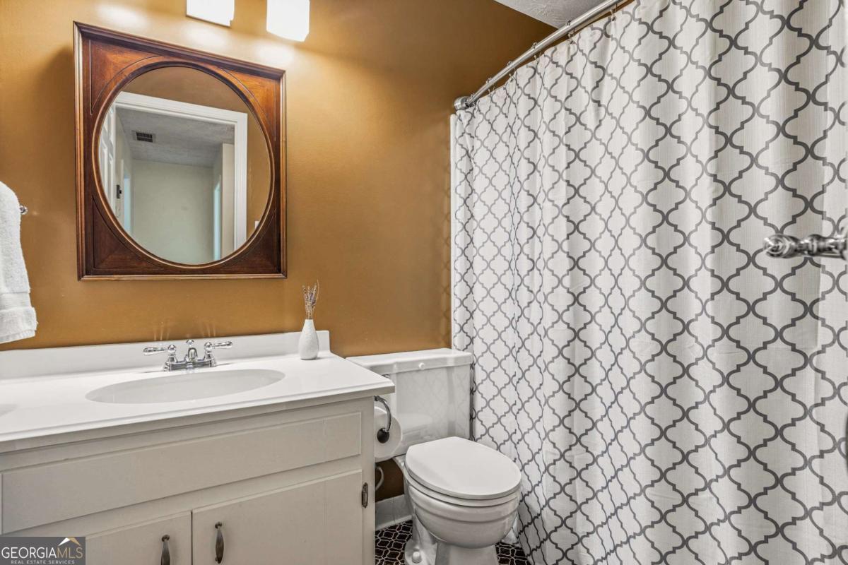 1111 Banbury Cross Avondale Estates GA 30002
