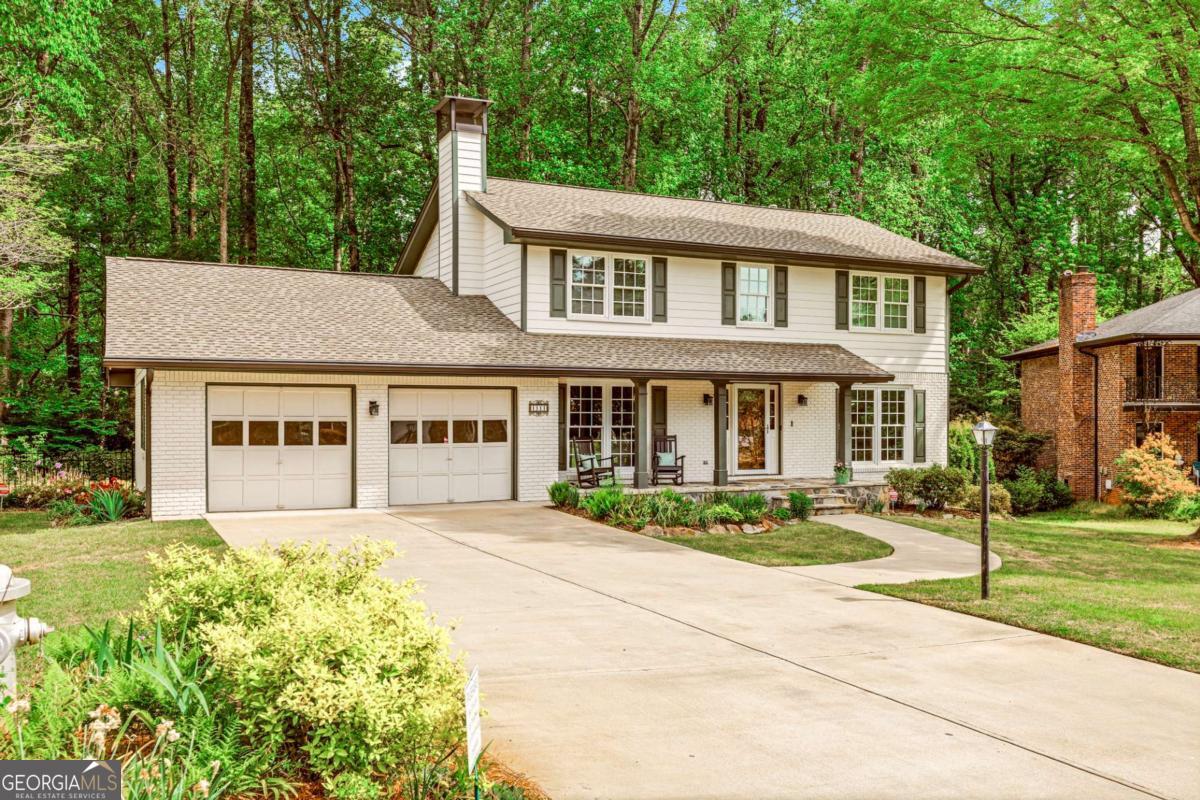 1111 Banbury Cross Avondale Estates GA 30002