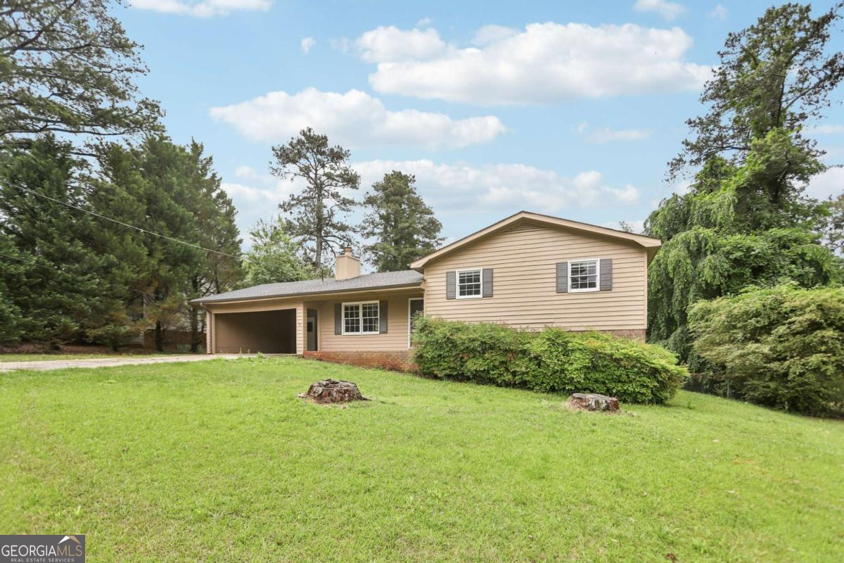 6041 Ridge Way Douglasville GA 30135