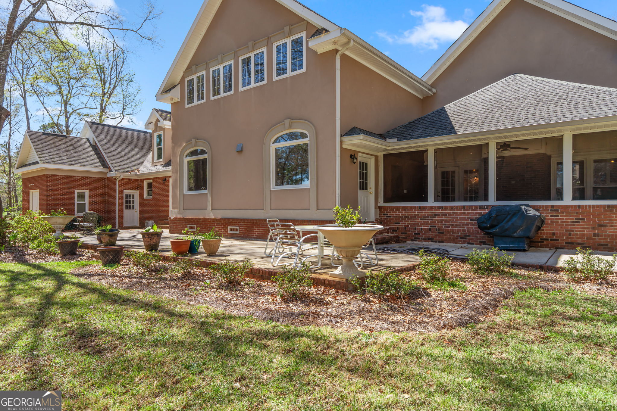 109 Crest Pte Warner Robins GA 31088