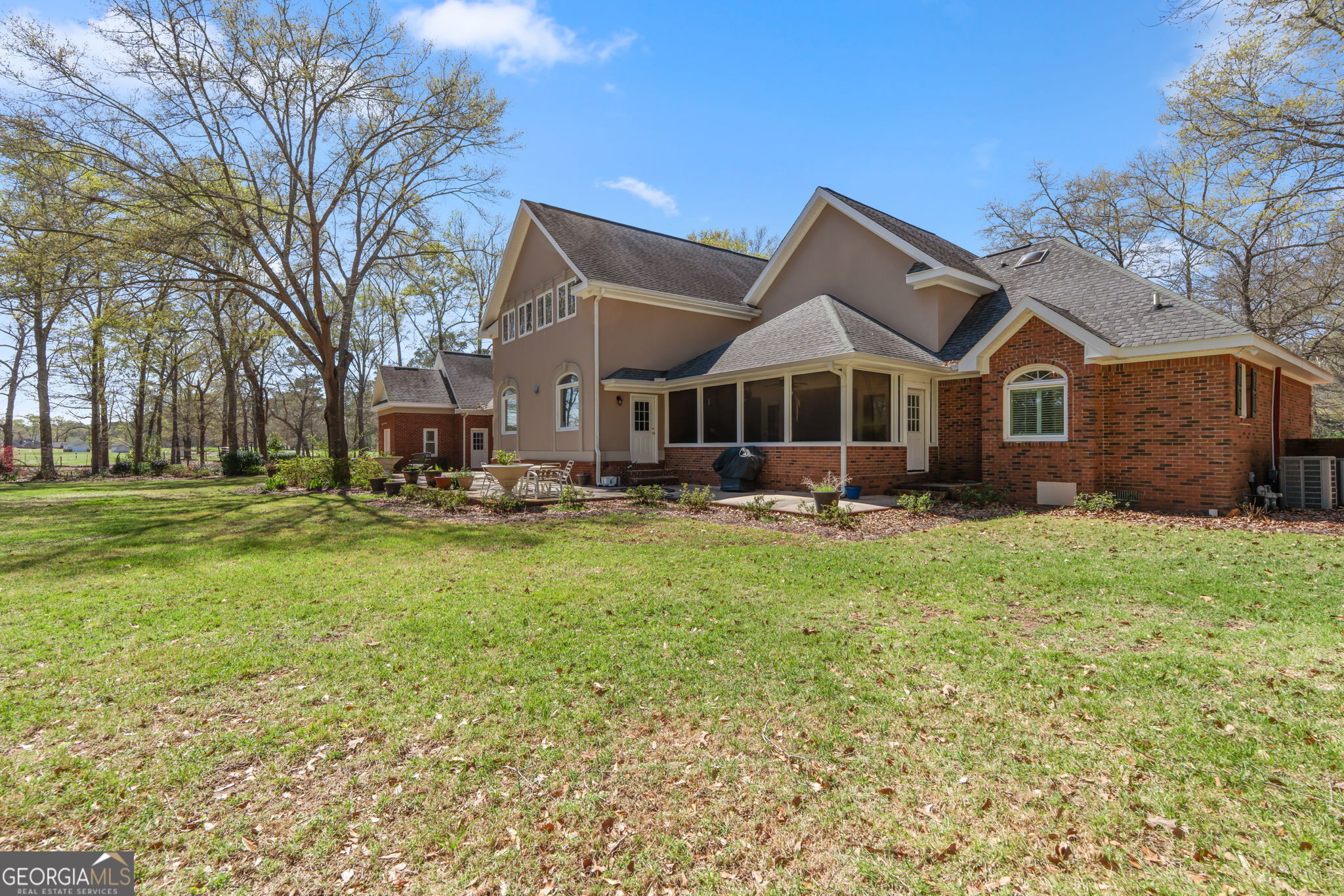 109 Crest Pte Warner Robins GA 31088