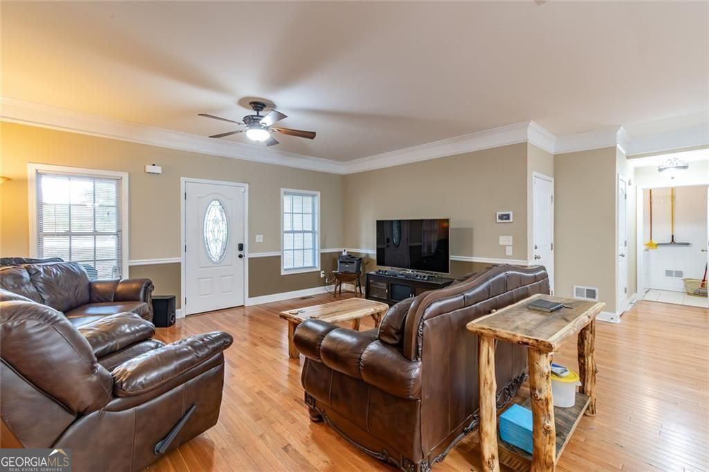 2208 Clarendon Court Conyers GA 30012