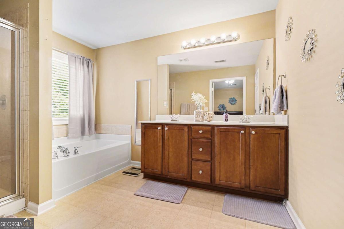 2582 Kolb Manor Circle SW Marietta GA 30008