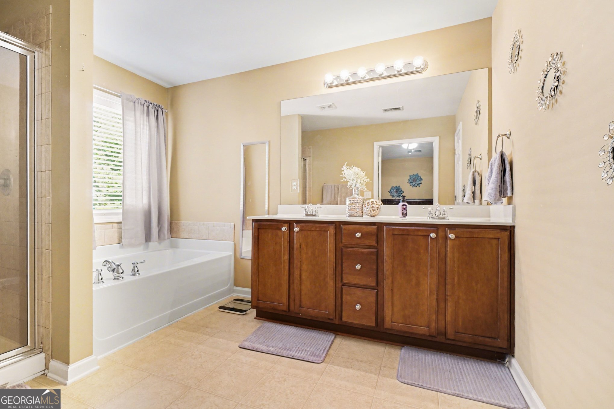 2582 Kolb Manor Circle SW Marietta GA 30008