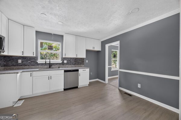 208 Fairview Point Ellenwood GA 30294