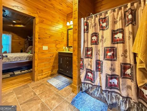 186 Holly Lane Cleveland GA 30528