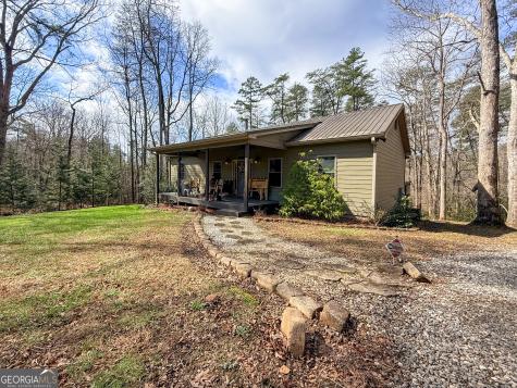 186 Holly Lane Cleveland GA 30528
