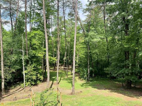 186 Holly Lane Cleveland GA 30528