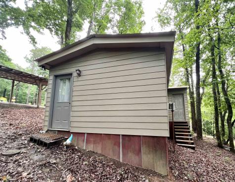 186 Holly Lane Cleveland GA 30528