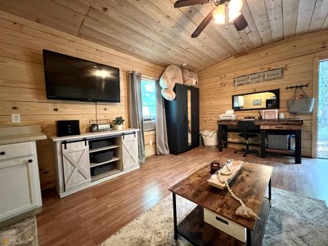 186 Holly Lane Cleveland GA 30528