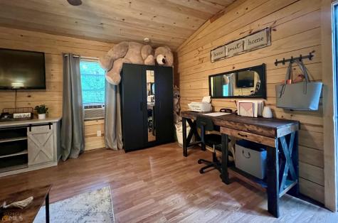 186 Holly Lane Cleveland GA 30528