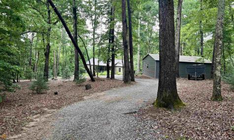 186 Holly Lane Cleveland GA 30528