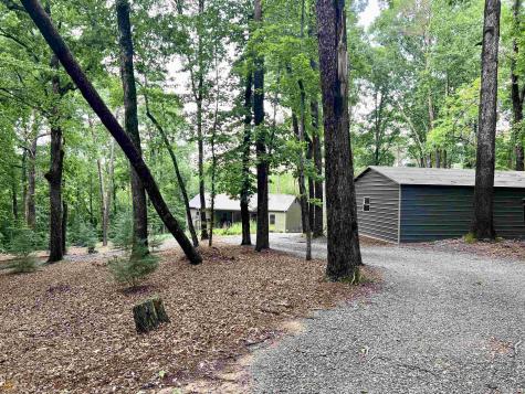 186 Holly Lane Cleveland GA 30528