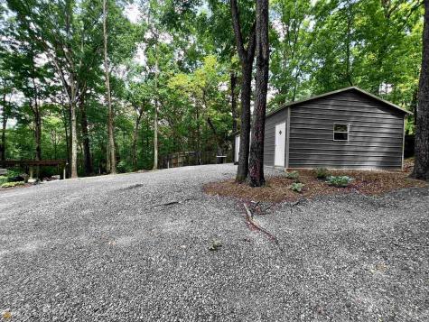 186 Holly Lane Cleveland GA 30528