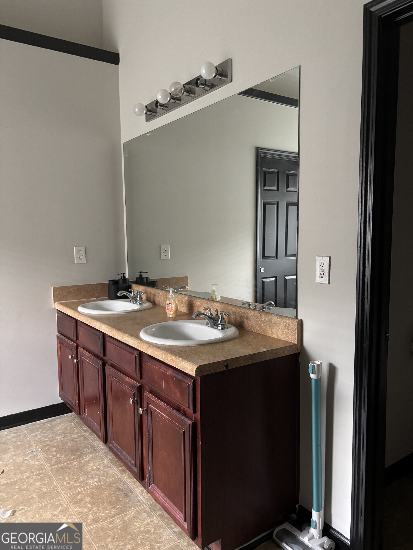 215 Gunnison Place SW South Fulton GA 30331