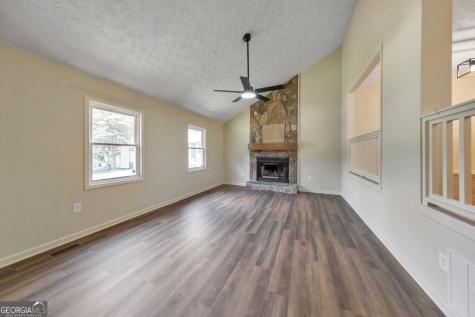 1006 Pinetree Court Powder Springs GA 30127