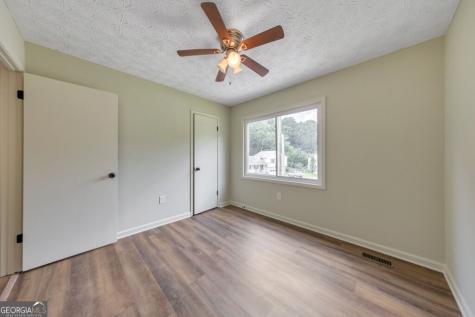 1006 Pinetree Court Powder Springs GA 30127
