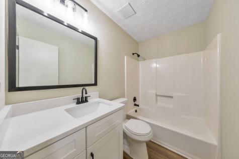 1006 Pinetree Court Powder Springs GA 30127