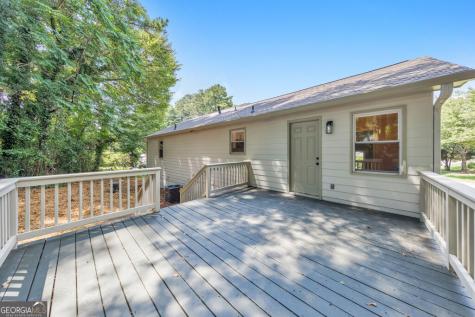 1006 Pinetree Court Powder Springs GA 30127