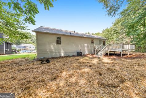 1006 Pinetree Court Powder Springs GA 30127