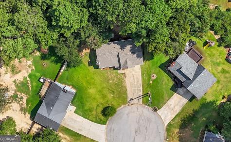 1006 Pinetree Court Powder Springs GA 30127