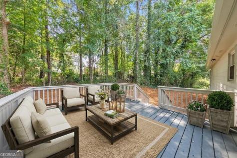 1006 Pinetree Court Powder Springs GA 30127