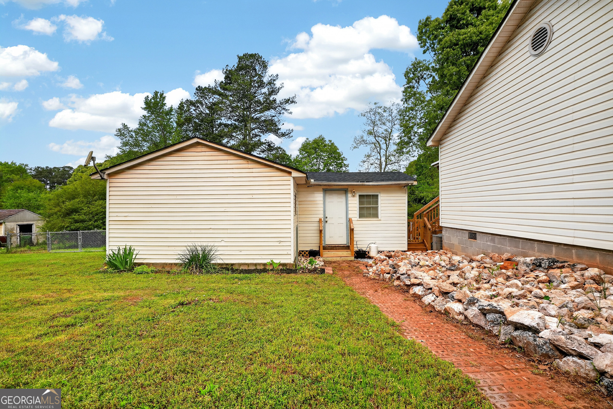 227 Shady Lane Williamson GA 30292