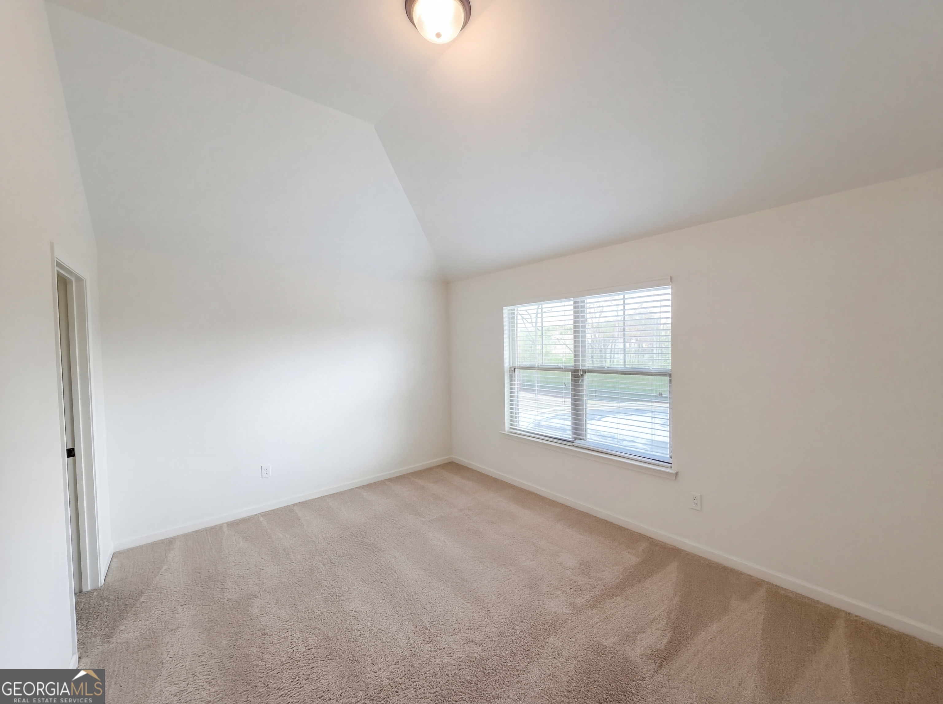 411 Little Carter Cove Loganville GA 30052