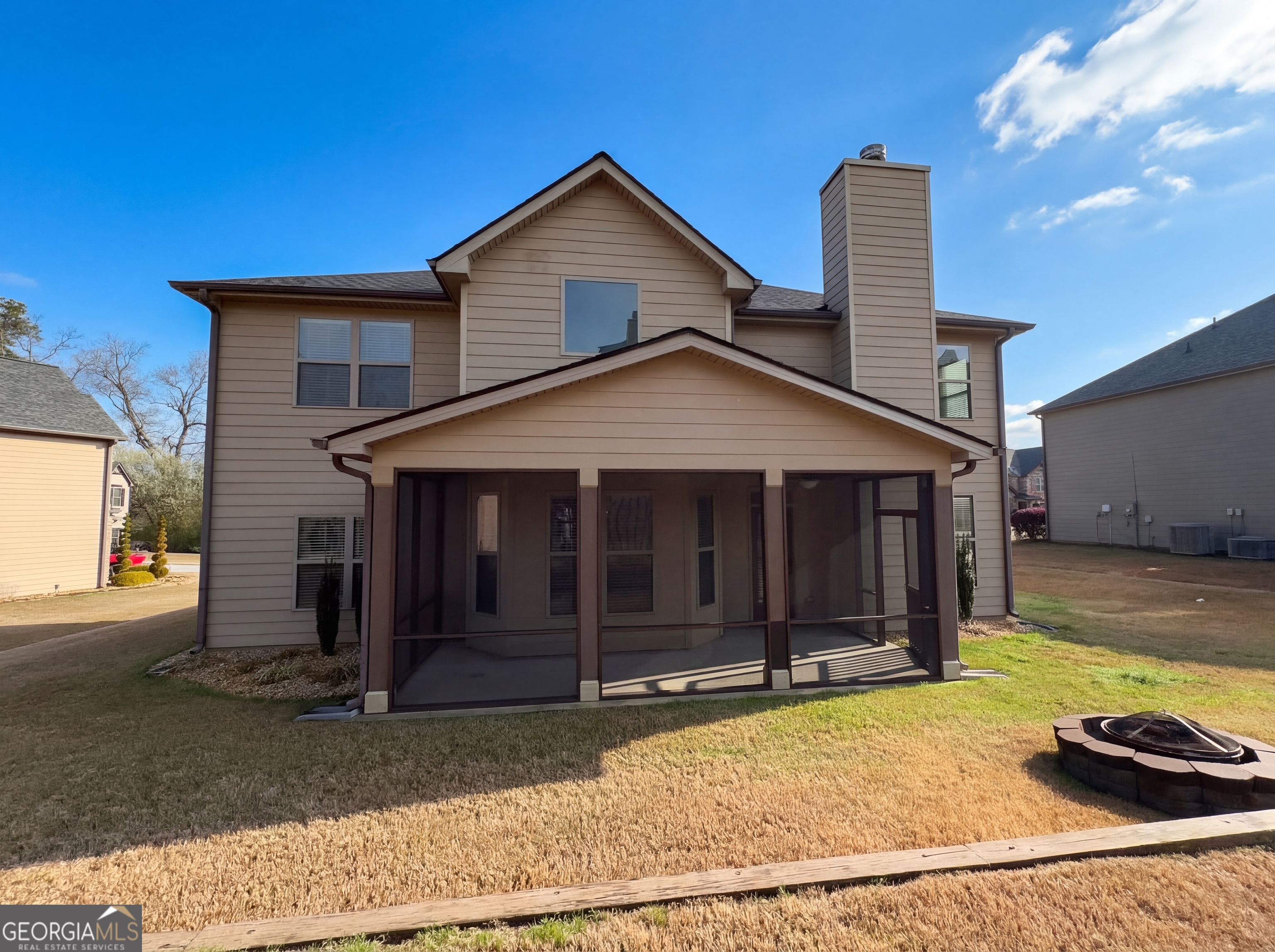 411 Little Carter Cove Loganville GA 30052