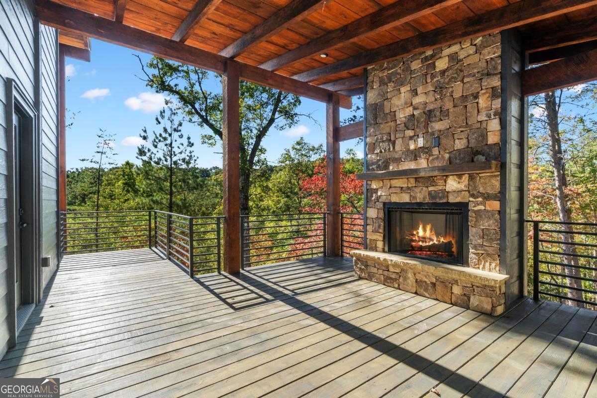 65 Wolf Creek Heights Mineral Bluff GA 30559