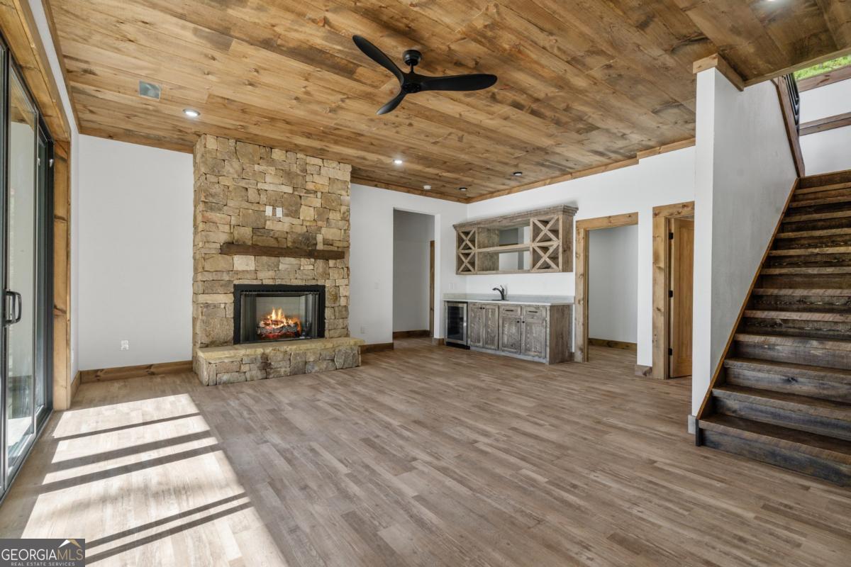 65 Wolf Creek Heights Mineral Bluff GA 30559