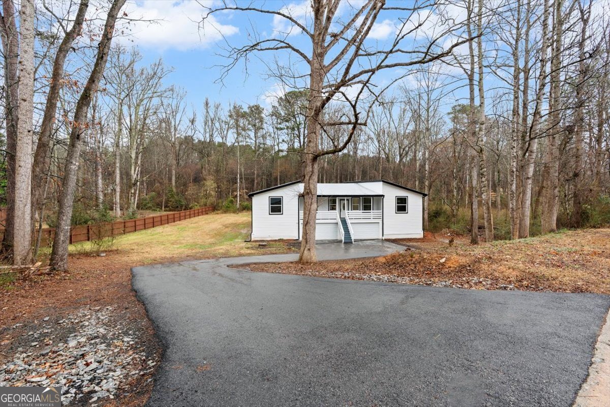 140 Indian Lake Drive Hiram GA 30141