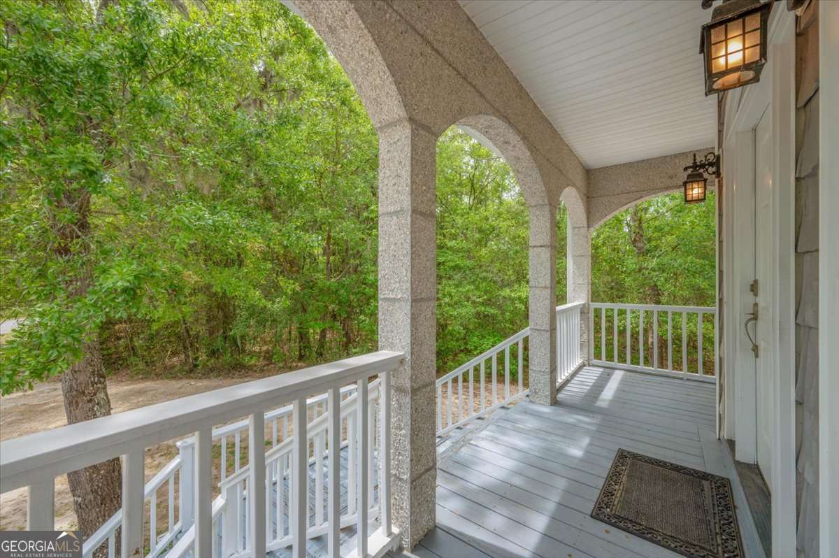 105 Captains Way Brunswick GA 31523